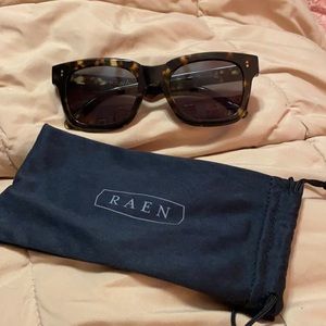Raen Gilman sunglasses - tortoise